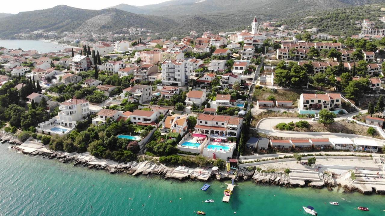 Apartments Villa Marija Seget Vranjica Exterior foto